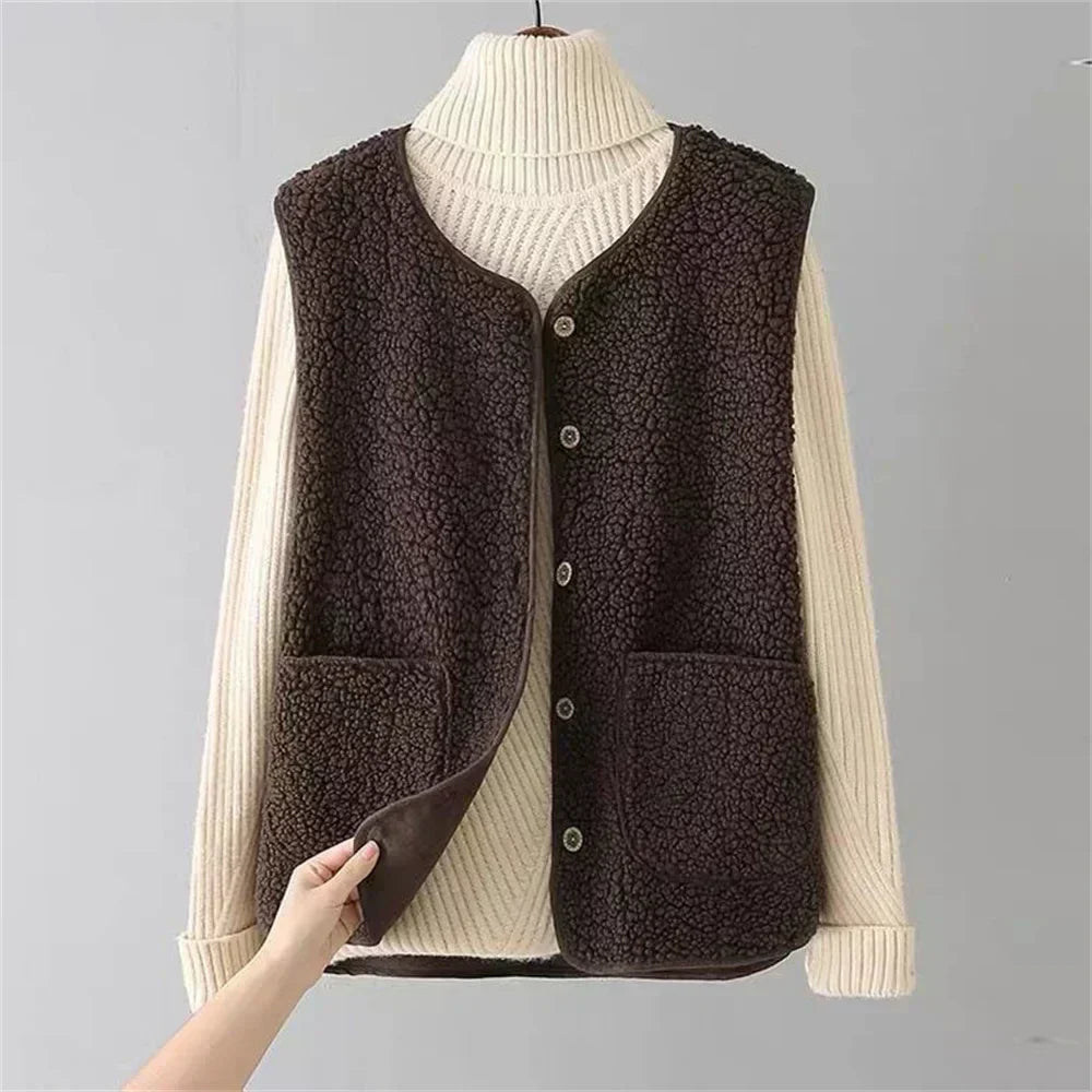 Women's Classic Cardigan - Timeless Comfort for Every Season