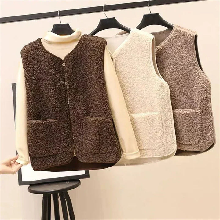 Women's Classic Cardigan - Timeless Comfort for Every Season