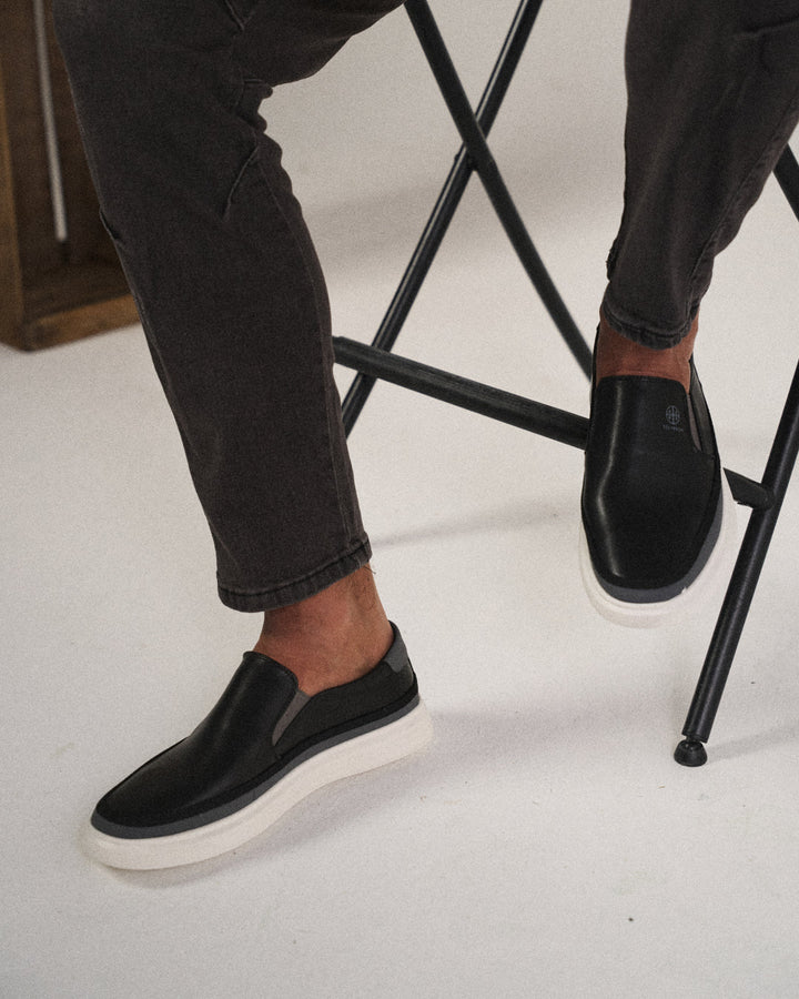 Men's Leather Slip-On Dress Shoes - Effortless Style from Day to Night
