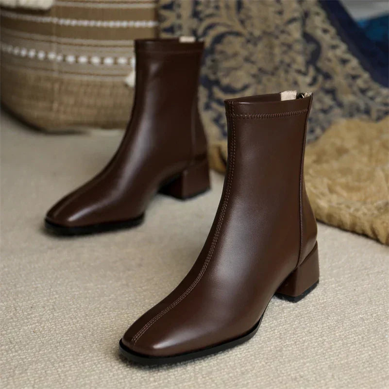 Women's Bold Boundary Genuine Leather Boots - Medium Heel Style