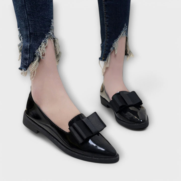 Women's Moccasins - Classic Comfort for Everyday Wear