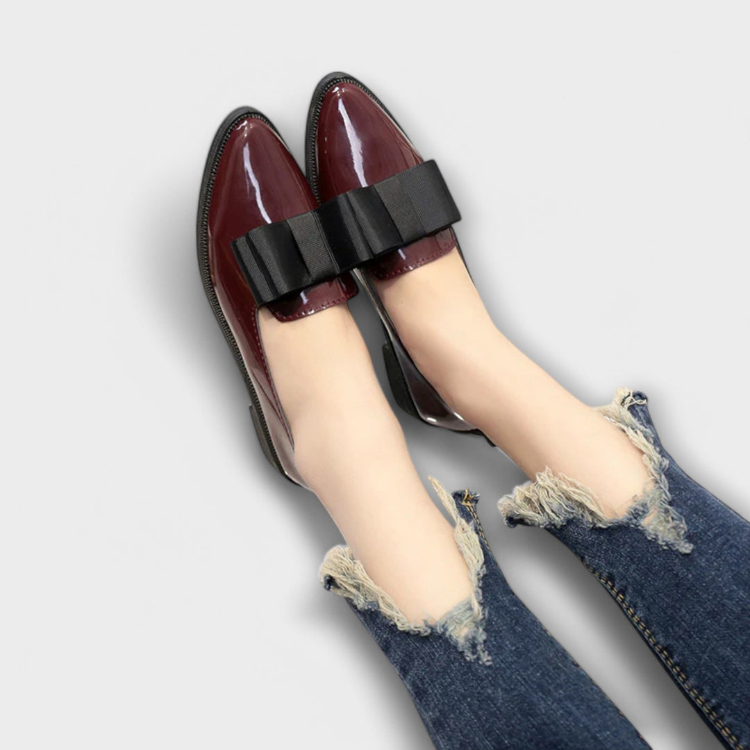 Women's Moccasins - Classic Comfort for Everyday Wear