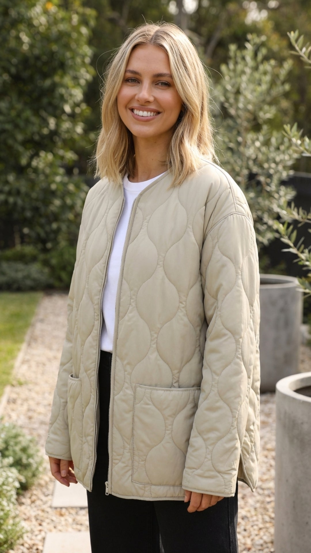 Women's Quilted Zip-Up Lightweight Jacket - Everyday Layering