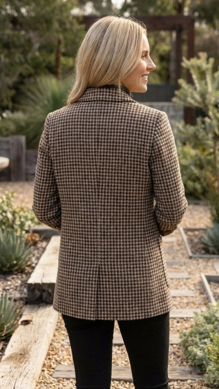 Women's Checkered Double Breasted Long Blazer - Everyday Polish