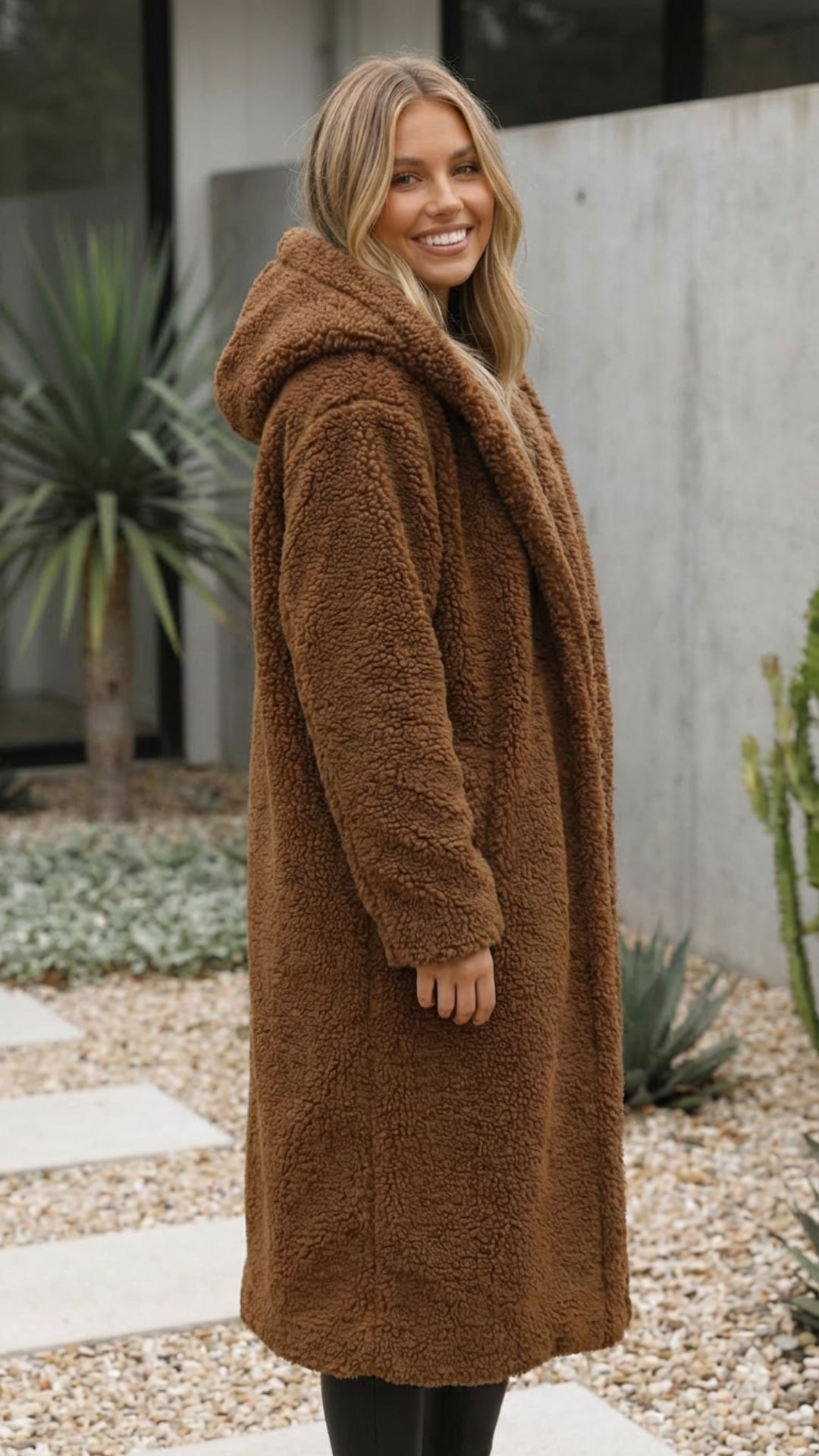 Women's Long Faux Fur Teddy Coat - Cozy Winter Layer