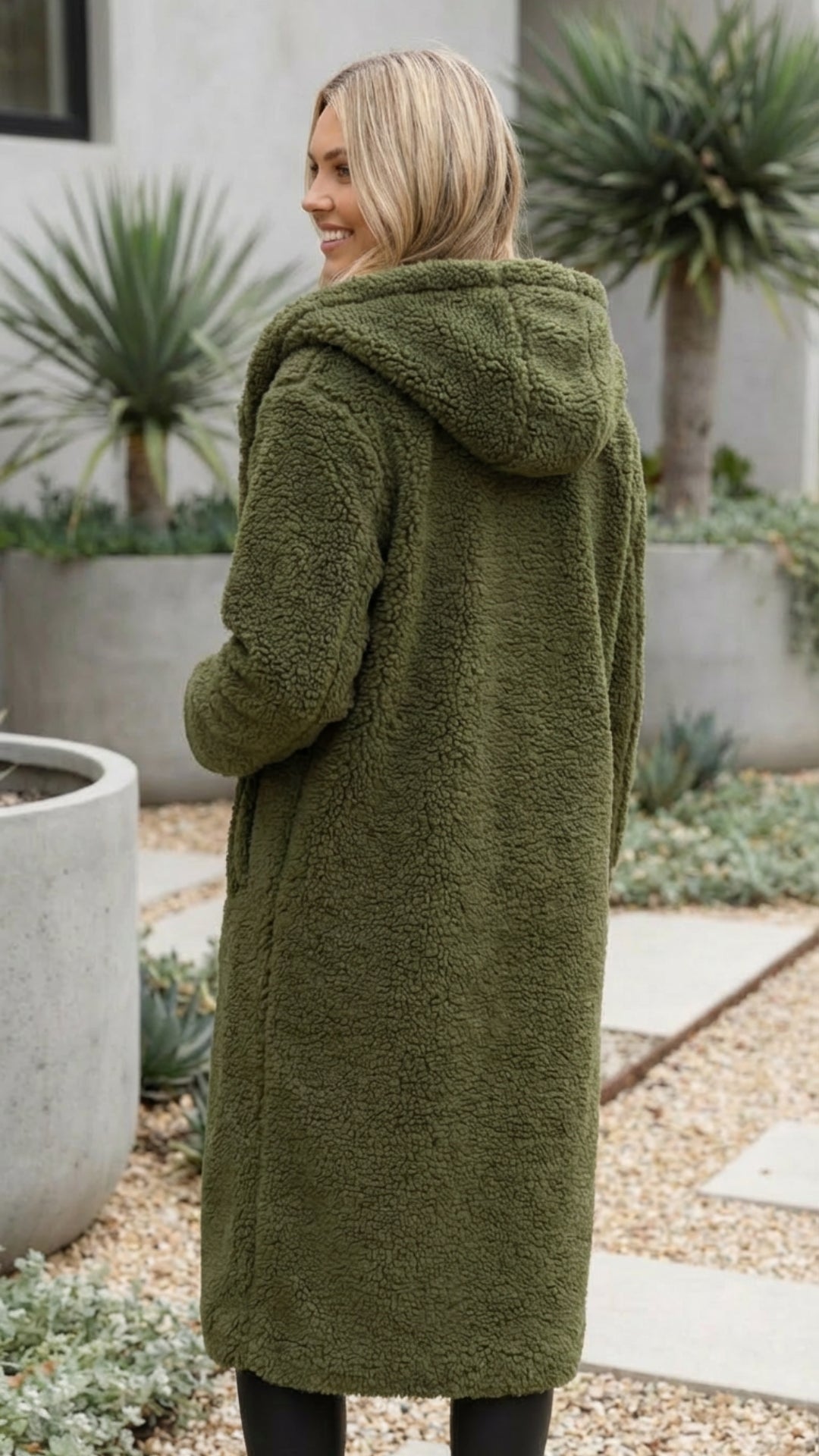Women's Long Faux Fur Teddy Coat - Cozy Winter Layer