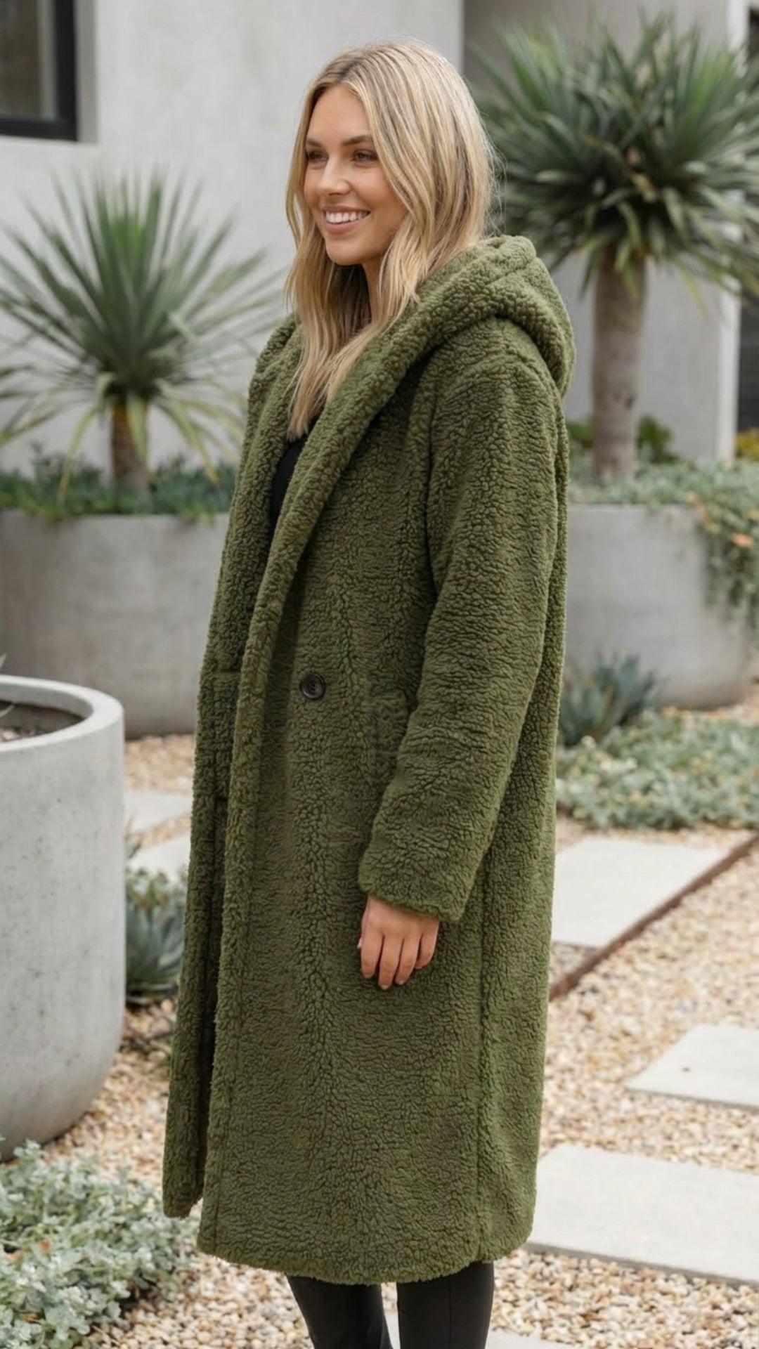 Women's Long Faux Fur Teddy Coat - Cozy Winter Layer