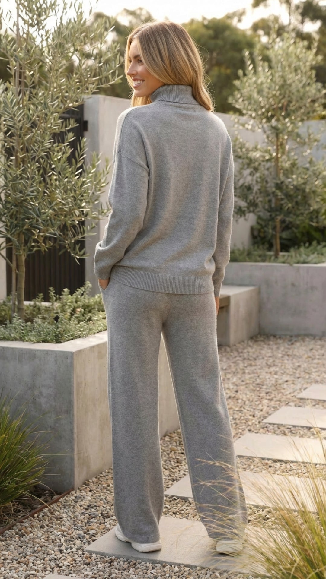 Women's Two Piece Knit Turtleneck Lounge Set - Casual Comfort