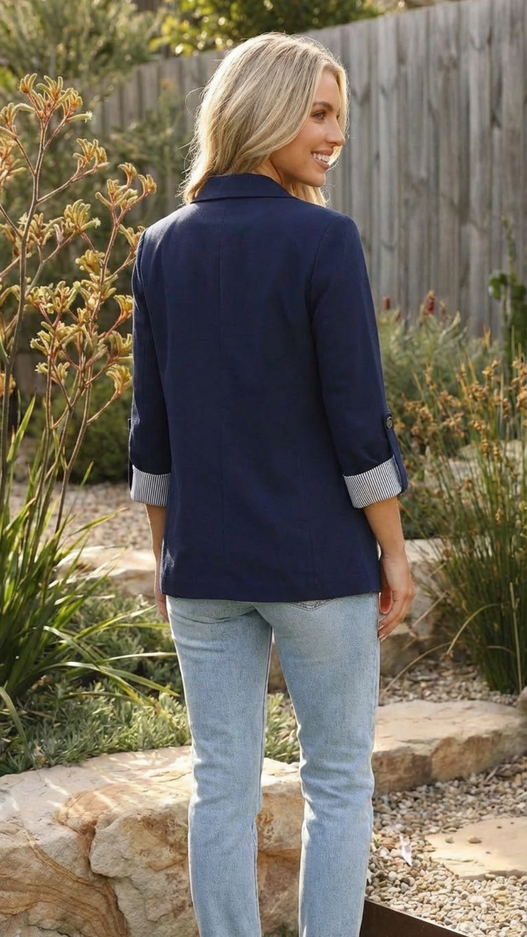 Women's Long Fitted Blazer with Roll-up Sleeves - Clean Tailored Style