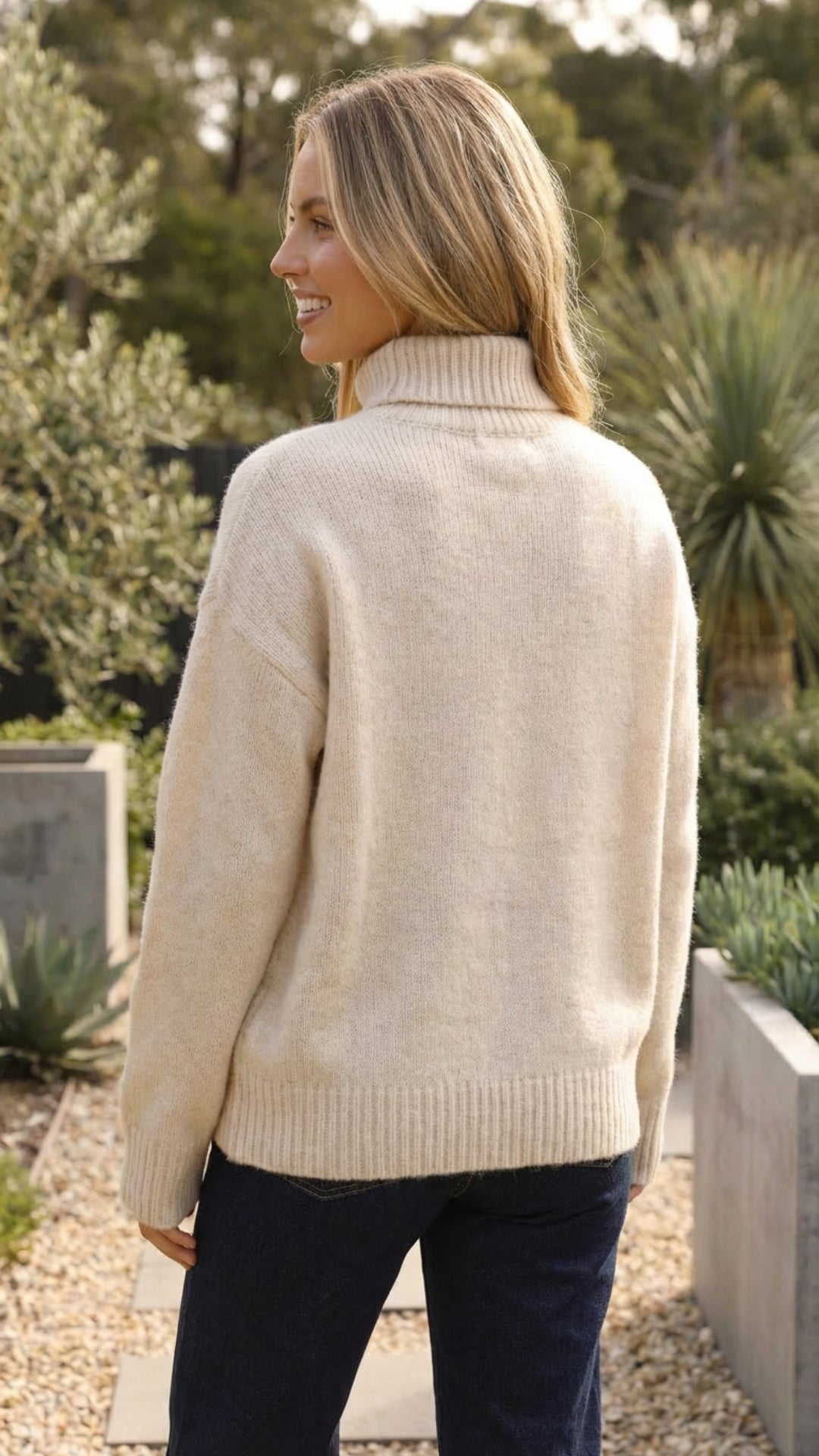 Women's Turtleneck Knit Sweater - Cozy Everyday Wear