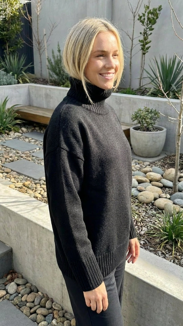 Women's Turtleneck Knit Sweater - Cozy Everyday Wear
