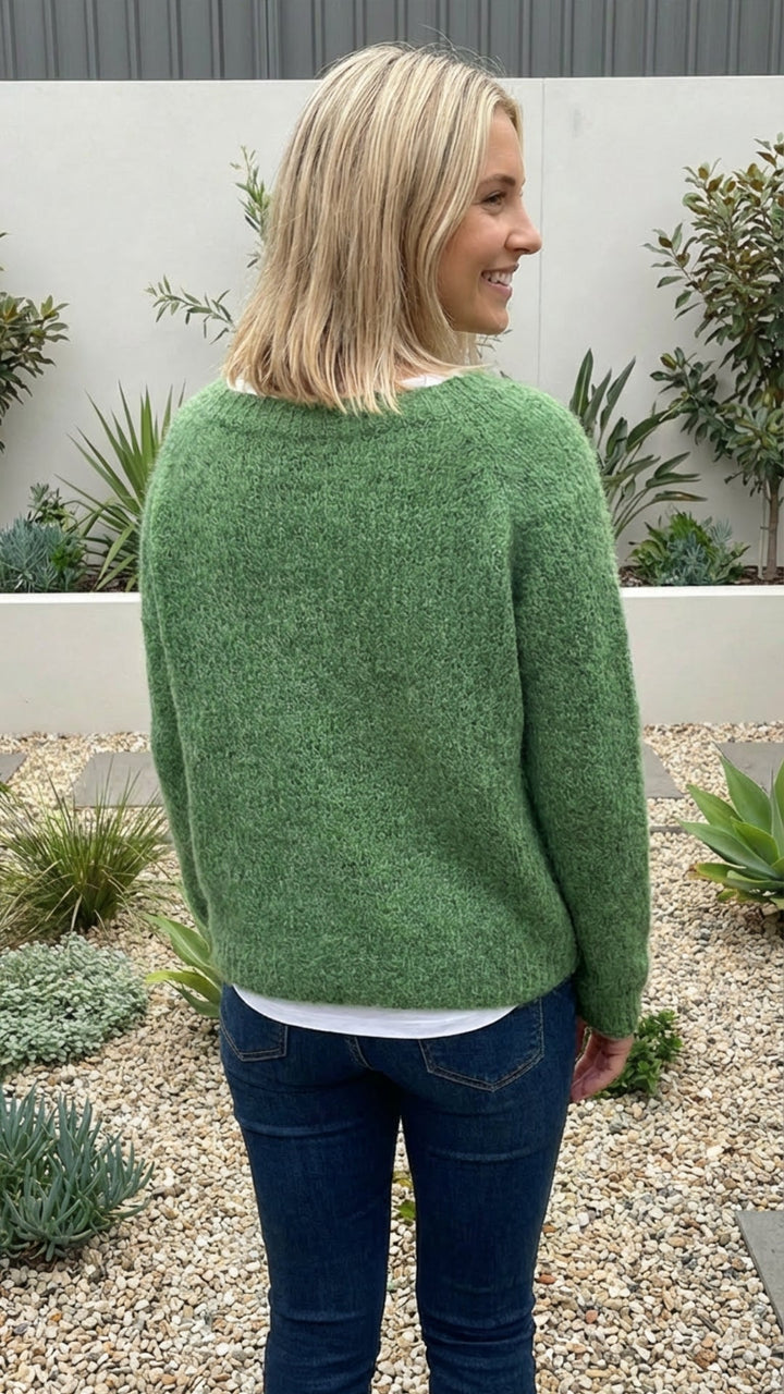 Women's Casual Knit Sweater - Relaxed Everyday Comfort