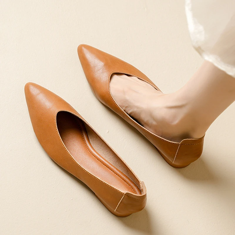 Women's Pointed Toe Block Heel Court Shoes – All-Day Comfort