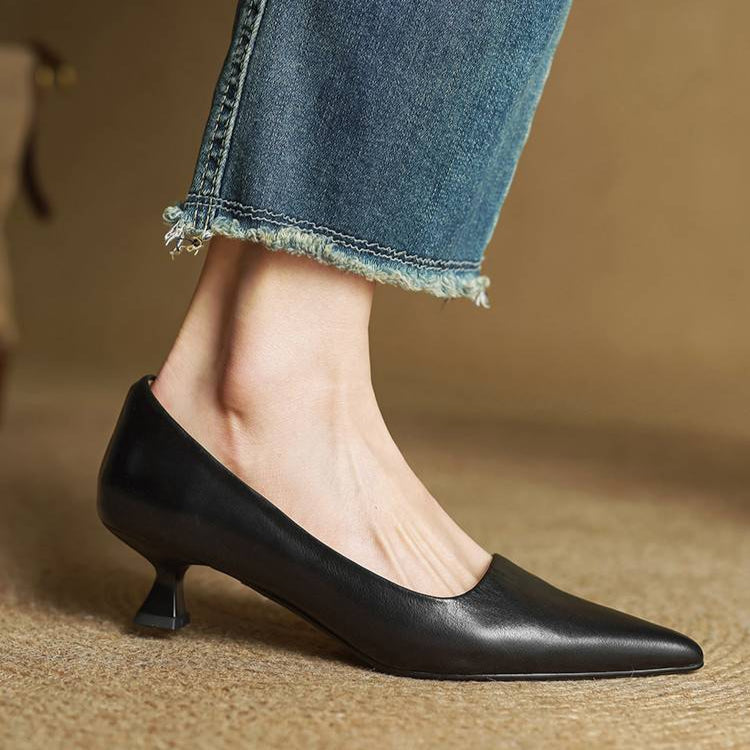Women's Leonie Classic Pointed Toe Leather Heels - Everyday Elegance