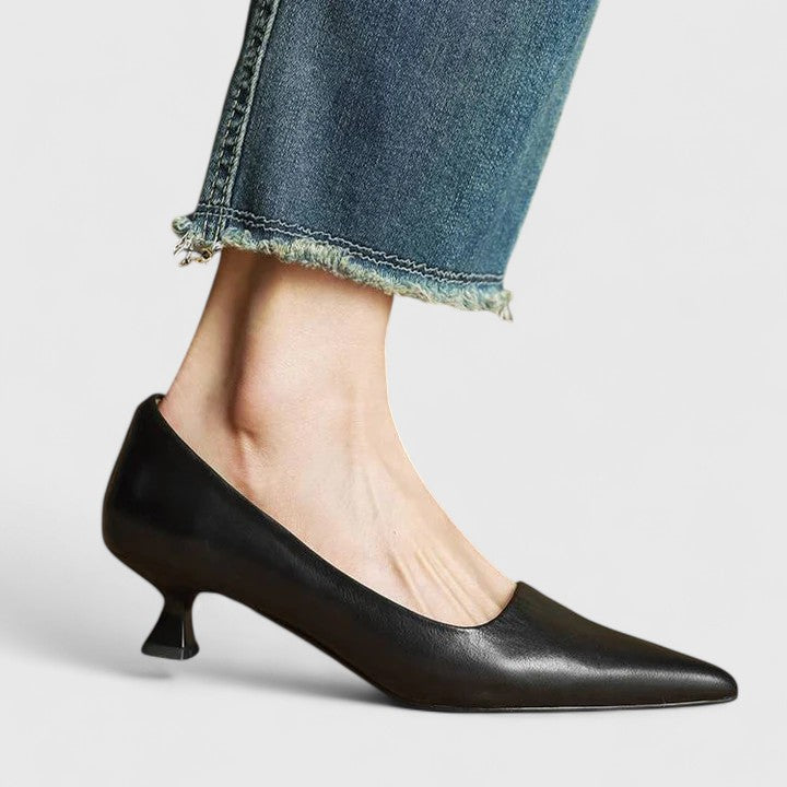 Women's Elegant Low-Heel Pumps - Day to Night Comfort