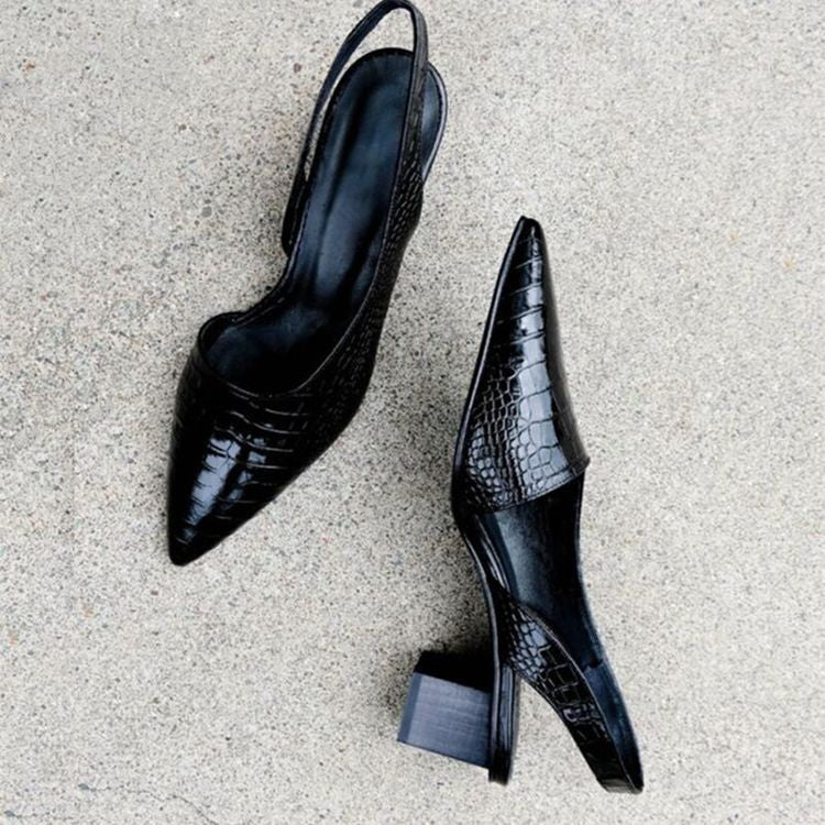 Women's Wide Toe Heeled Shoes - Everyday Elegance and Comfort