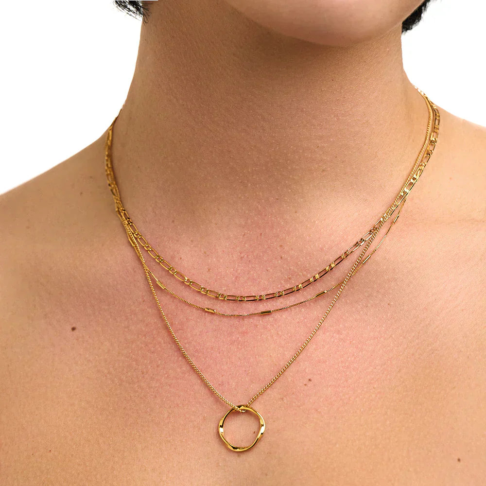 Women's Gold Open Circle Three-Row Necklace - Everyday Elegance