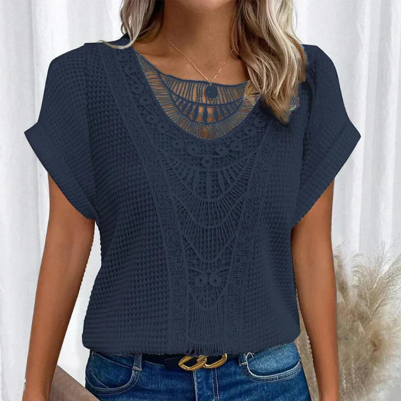 Women's Delicate Textured Blouse - Effortless Style and Comfort