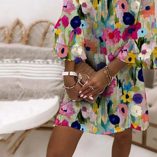 Women's Floral V-Neck Mini Dress - Effortless Everyday Style