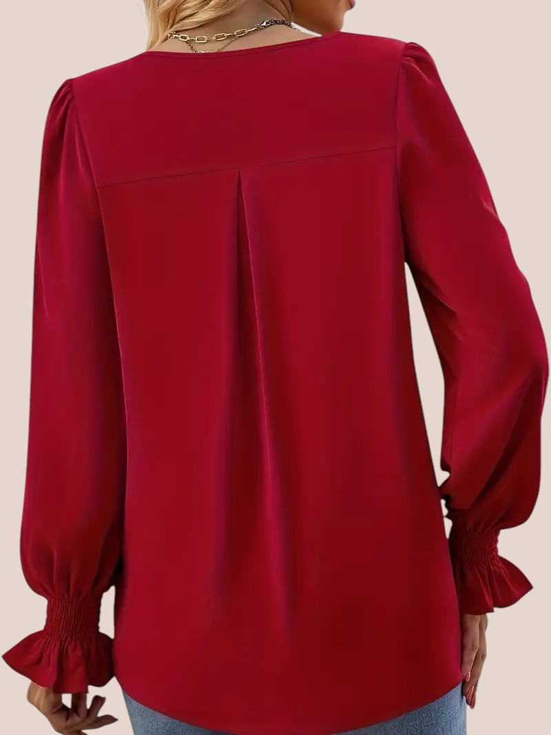 Women's Elegant Blouse - Timeless for Work & Weekends