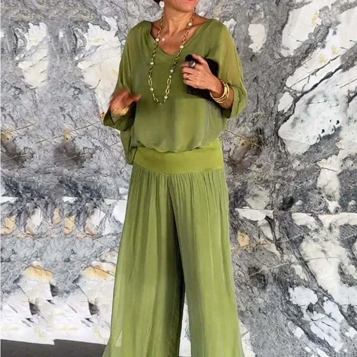 Women's Flowy Lounge Set – Relaxed Fit & Breathable