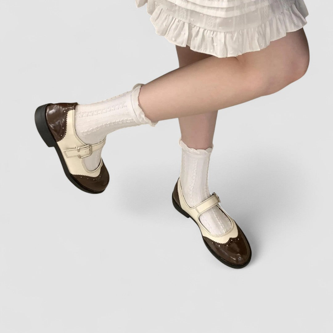 Women's Caitlyn Classic Mary Jane Flats - Timeless Elegance