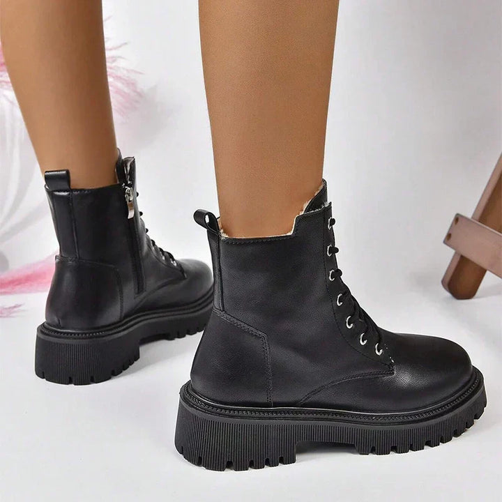 Women's Plush Lace-Up Ankle Boots - Cozy Winter Comfort