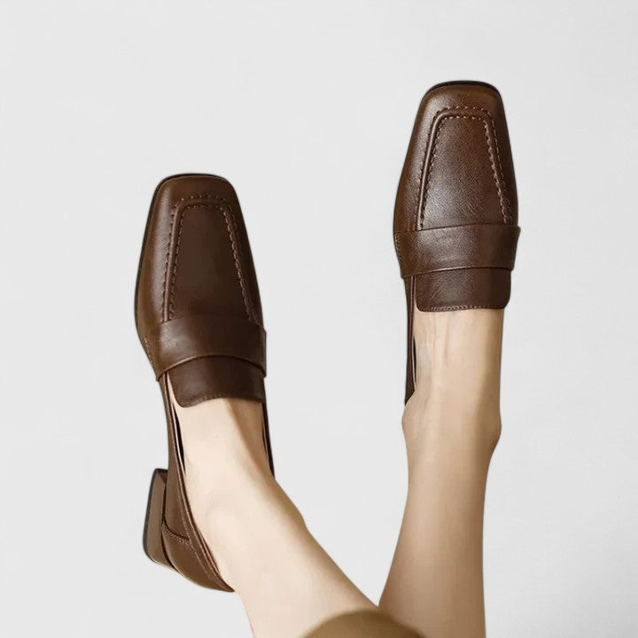 Women's Modern Classic Block Heel Loafers - Everyday Elegance