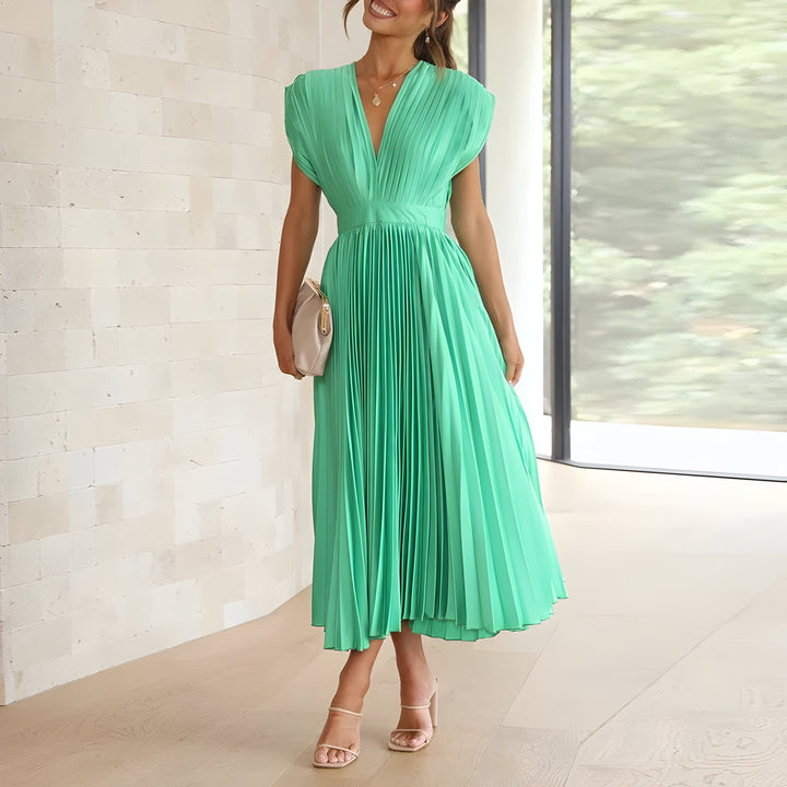 Women's Pleated Party Dress - Effortless elegance for any occasion