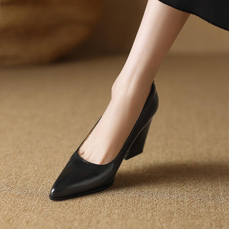 Women's Verona Pointed Toe Block Heel Pumps - Everyday Elegance