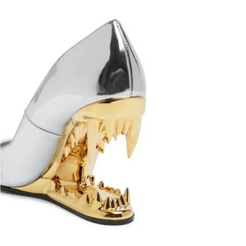 Women's Wolf Pumps - Classic Heels for Everyday Elegance
