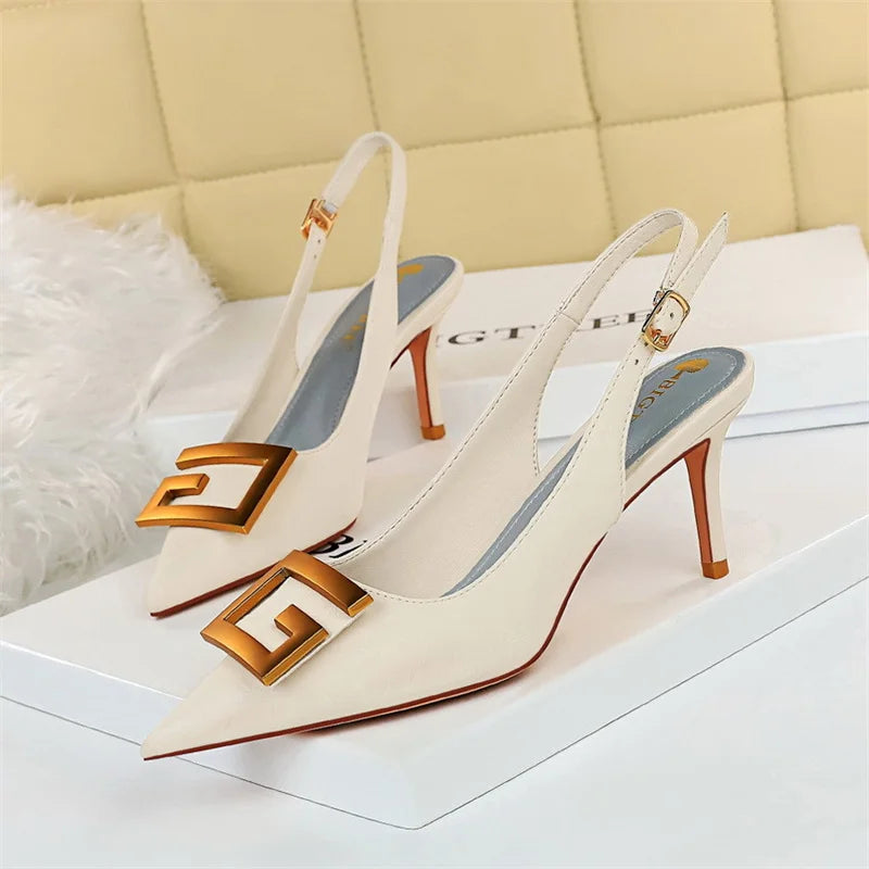 Women's Pointed Toe Slingback Pumps - Effortless Chic