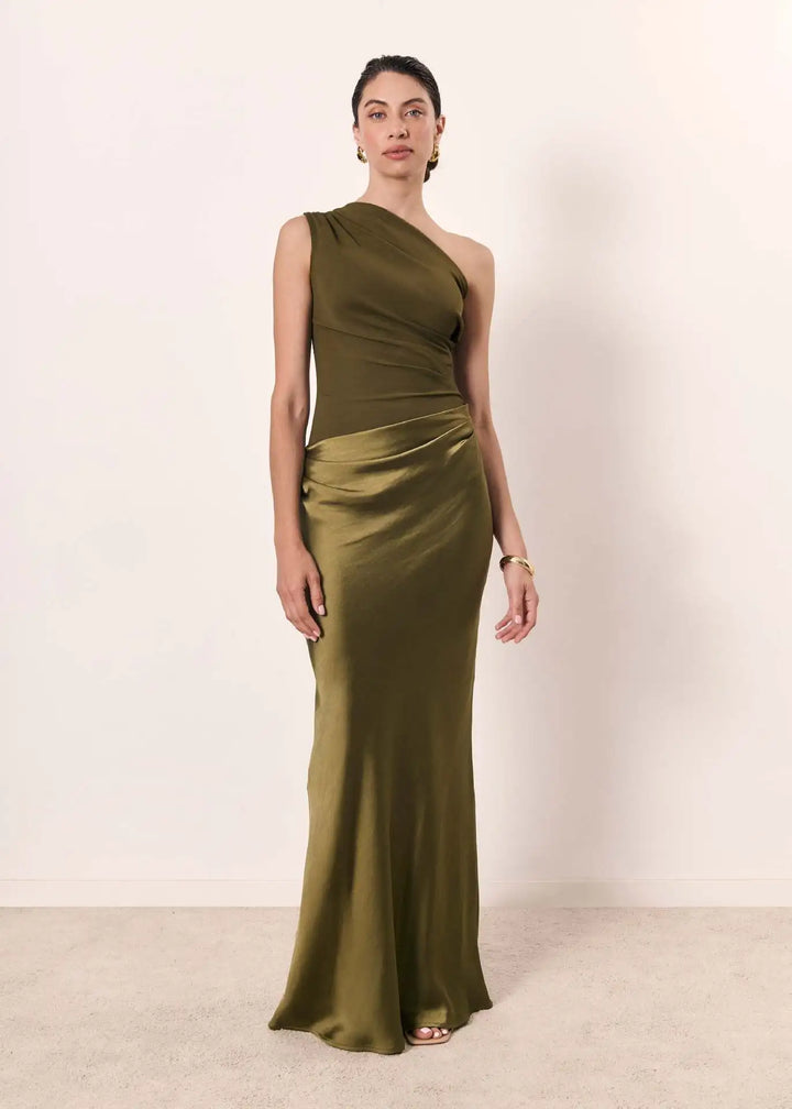 Women's Exposed Shoulder Maxi Dress - Elegant Evening Wear