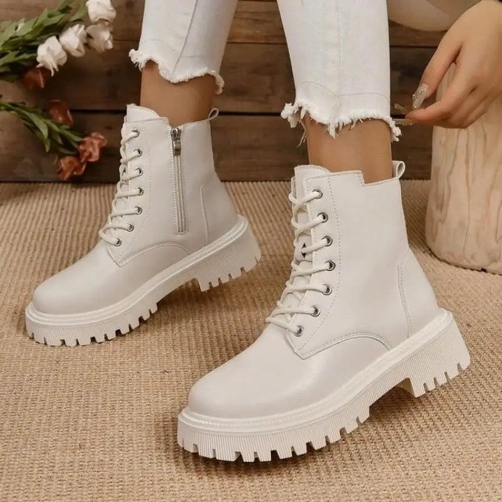 Women's Plush Lace-Up Ankle Boots - Cozy Winter Comfort