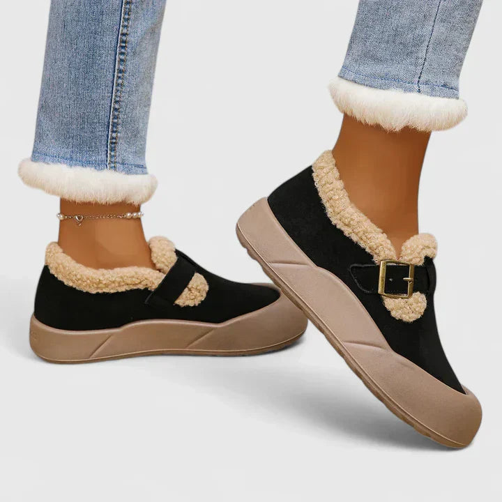Women's Suede Buckle Slippers - Cozy Comfort at Home