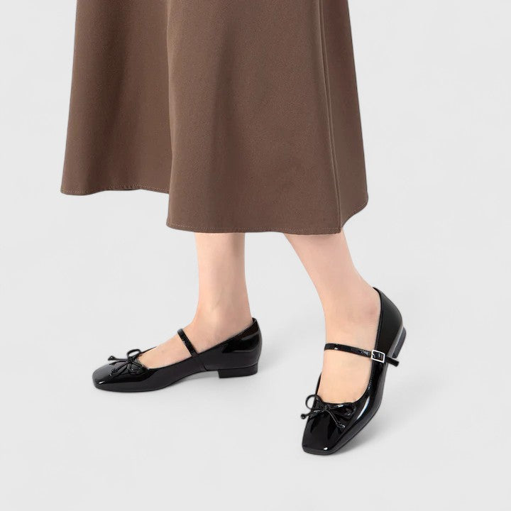 Women's Penelope Chic Mary Jane Flats - Elegance Every Step