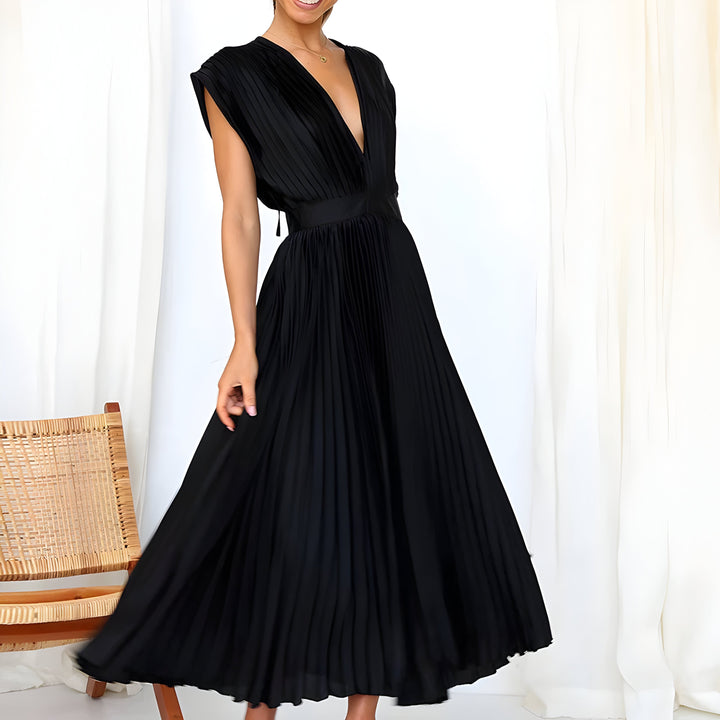 Women's Pleated Party Dress - Effortless elegance for any occasion