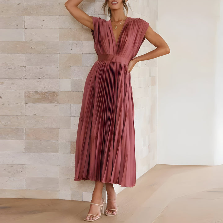 Women's Pleated Party Dress - Effortless elegance for any occasion
