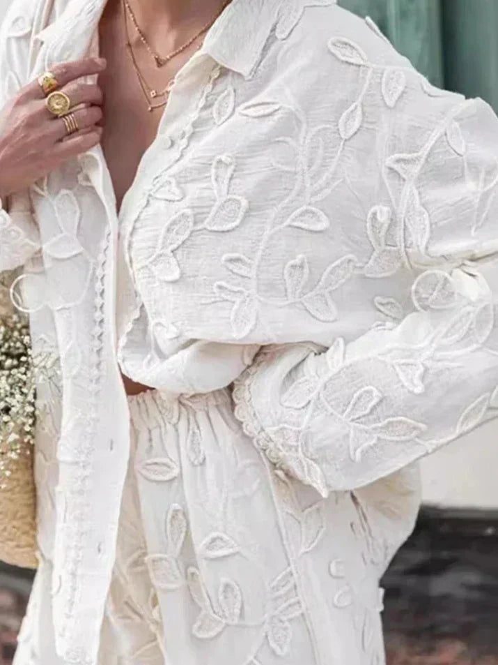 Women's Embroidered Two-Piece Set - Effortless Elegance