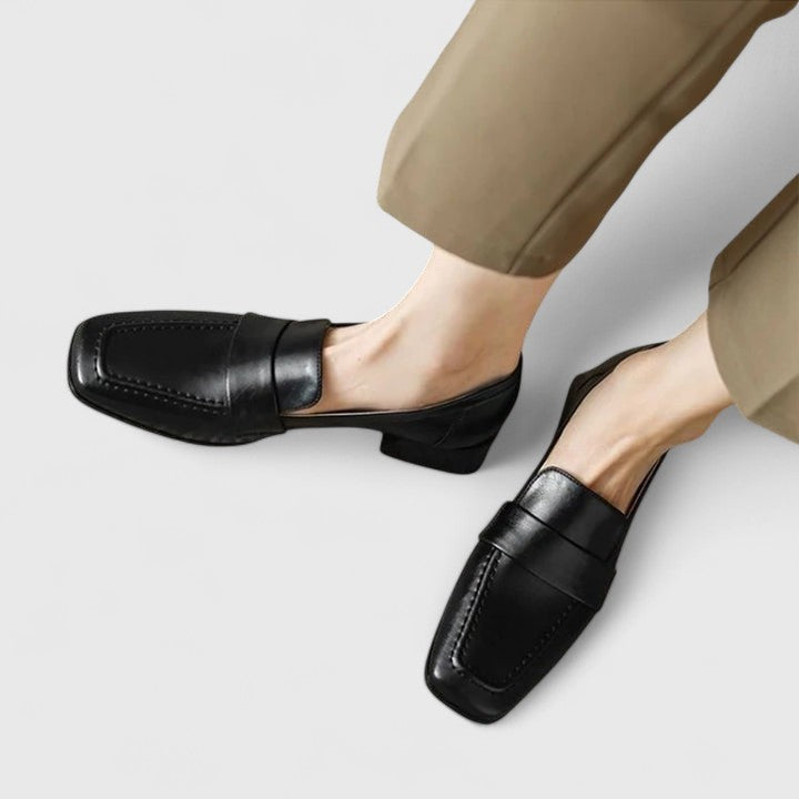 Women's Modern Classic Block Heel Loafers - Everyday Elegance