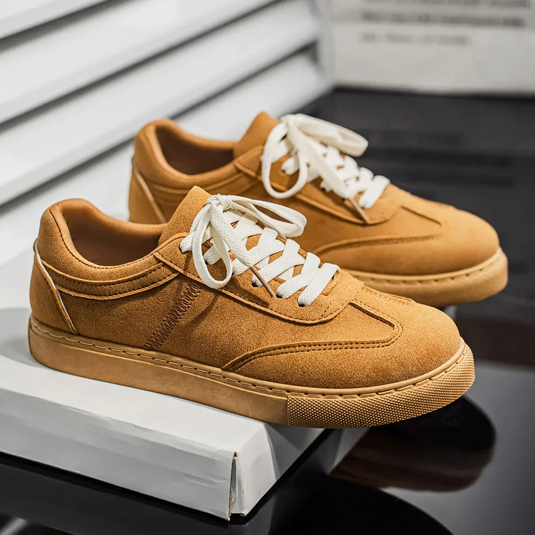 Men's Suede Low-Top Trainers – Gum Sole Casual Sneakers
