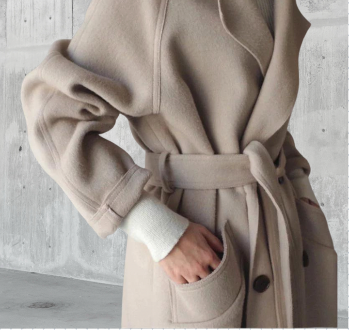 Women's Longline Wool Coat - Elegant Winter Warmth
