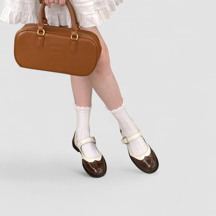 Women's Caitlyn Classic Mary Jane Flats - Timeless Elegance