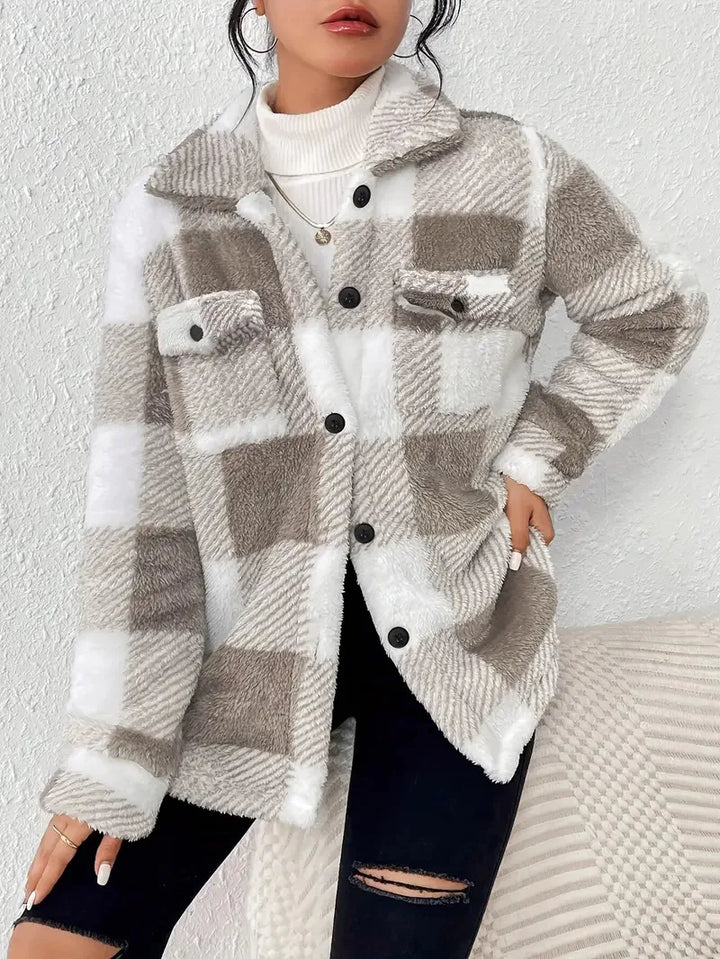 Women's Cozy Button-Up Jacket - Soft, Warm, and Versatile