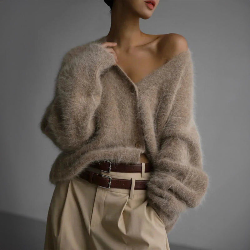 Women's Oversized Knit Cardigan – V-Neck Button-Front Layer