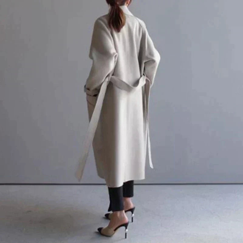 Women's Longline Wool Coat - Elegant Winter Warmth