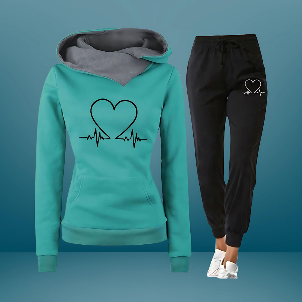 Women's Heart Print Two-Piece Jogger Set - Cozy Everyday Comfort