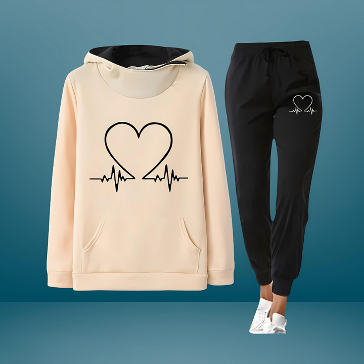 Women's Heart Print Two-Piece Jogger Set - Cozy Everyday Comfort