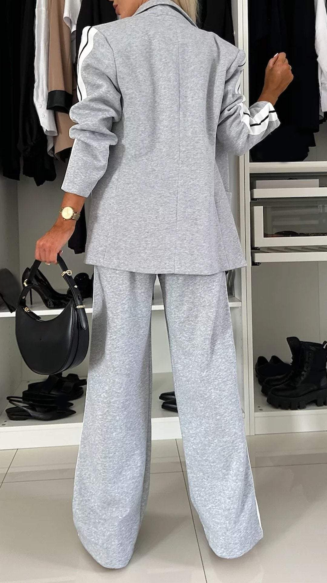Women's Striped Sport Luxe Blazer & Jogger Set - Tailored Comfort