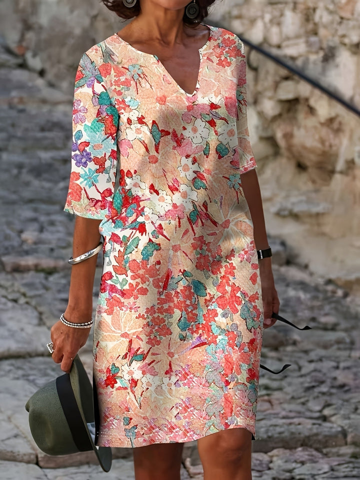 Women's Retro Floral V-Neck Dress - Everyday Flattering Fit